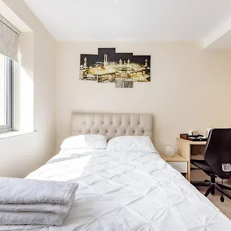 Kakra's Place With Free Secure Parking شقة *