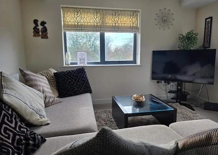 Kakra's Place With Free Secure Parking Lägenhet *